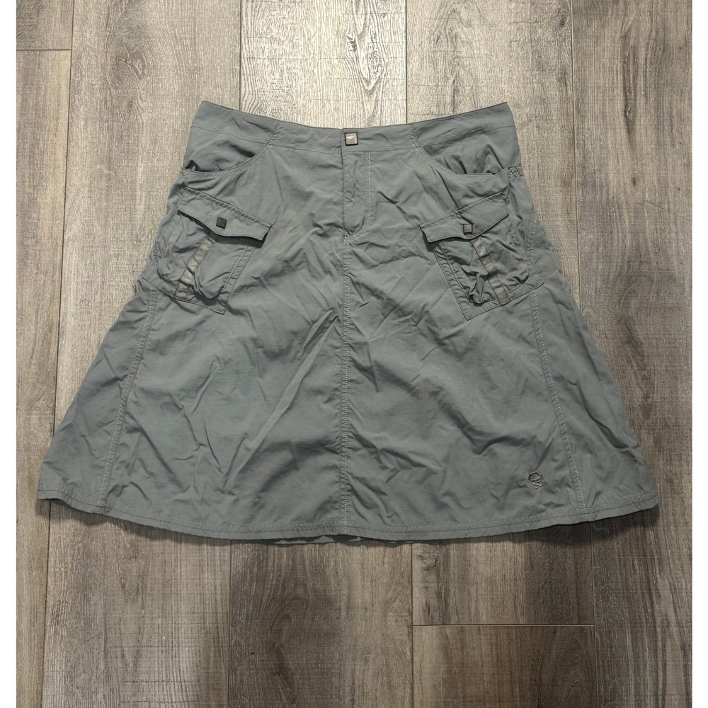 Mountain Hardwear Womens size 10 Cargo Hiking Skirt Gray Sage